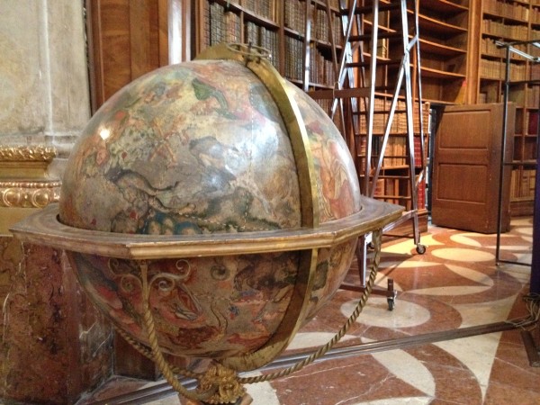 Globus Nationalbibliothek